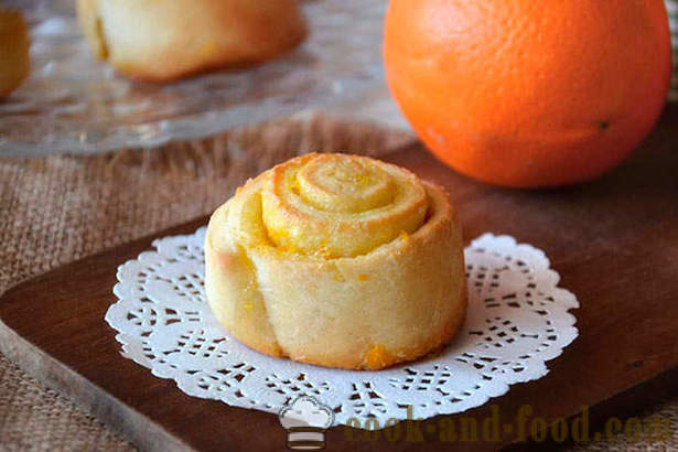 Kvasac kolač s narančom koricu