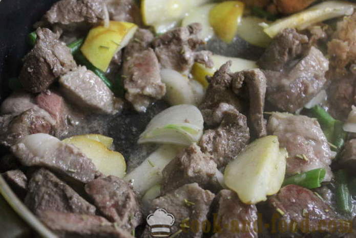 Pirjani svinjski s ružmarinom i kruške - kako kuhati ukusna gulaš od svinjetine, korak po korak sa slikama Recep