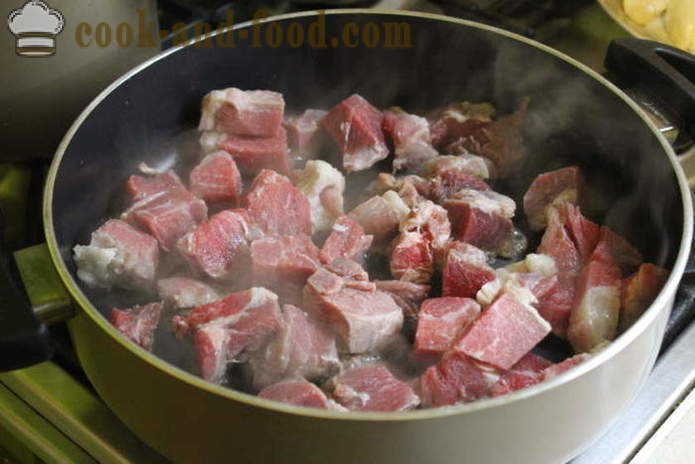 Pirjani svinjski s ružmarinom i kruške - kako kuhati ukusna gulaš od svinjetine, korak po korak sa slikama Recep
