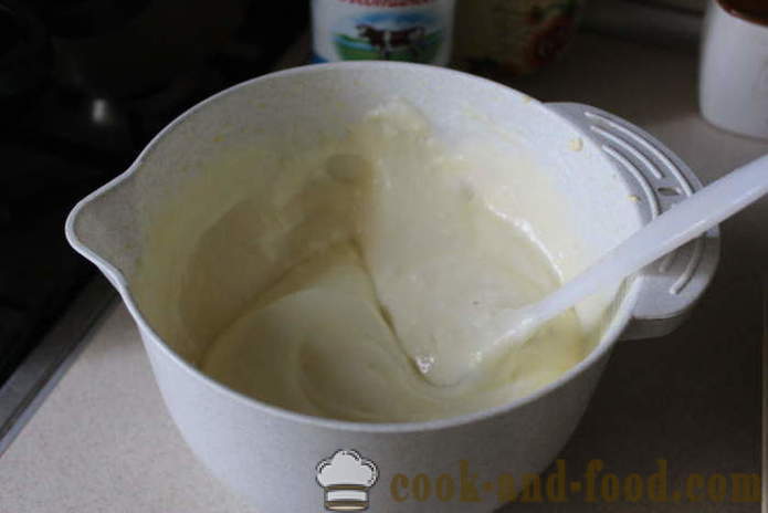 Vanilija kolač sa kruškama i sirom u kalupe - kako ispeći kolač od svježeg sira i krušaka u kući, korak po korak recept fotografijama