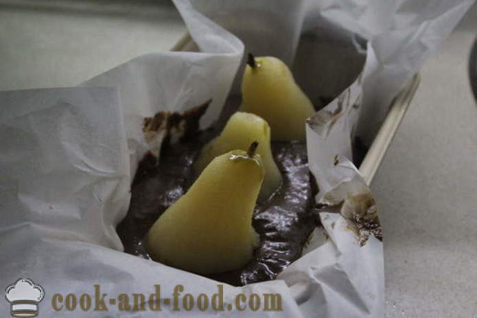 Čokoladna torta s cijelim kruške - Kako napraviti čokoladni kolač s kruške kuće, korak po korak recept fotografijama