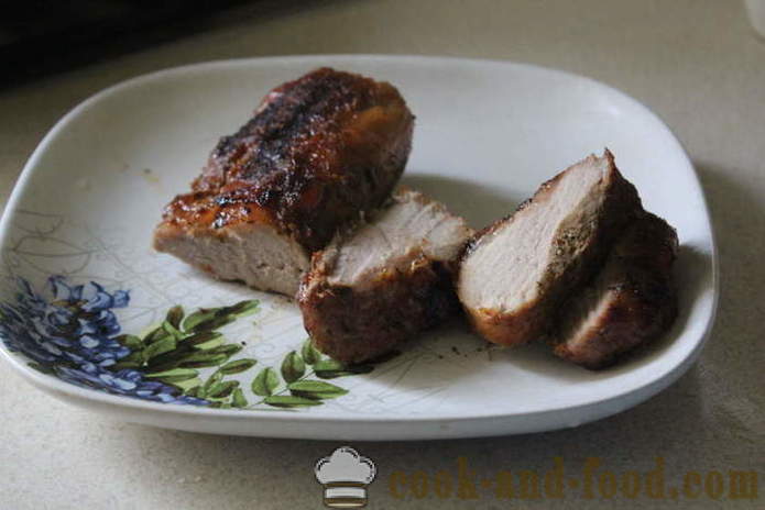 Pečena svinjetina u foliju - kao ukusna kuhati svinjetina u soja umak, korak po korak recept fotografijama