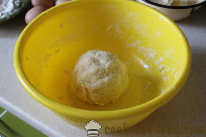 Kruška tijesto pita - kako ispeći tortu s kruškama, krema i nabujak u pećnici, s korak po korak recept fotografijama
