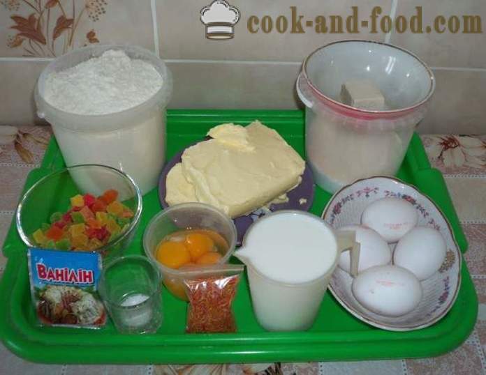 Šafran kolač sa glazura proteina - kako kuhati tortu s glazurom, korak po korak recept fotografijama