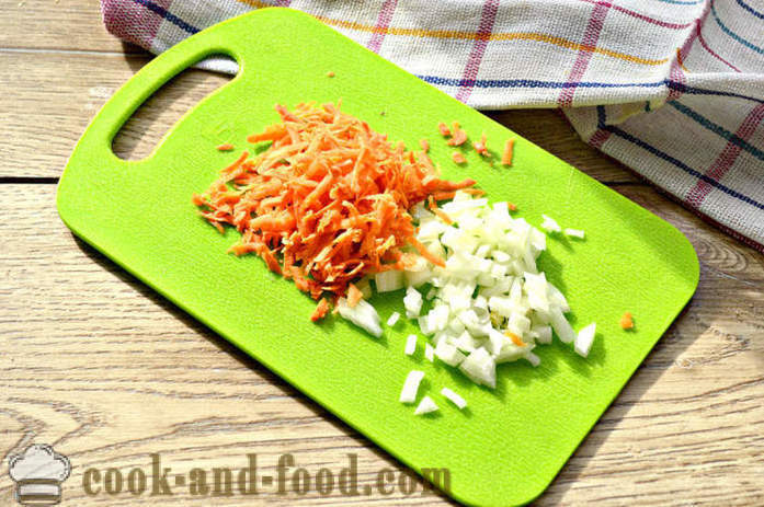 Ukusna riža punjenje s pileće meso, luk i mrkvu - Kako kuhati punjenje piletine za kolače i pite, korak po korak recept fotografijama
