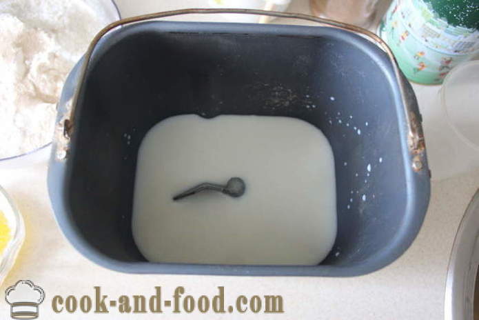 Mliječno bijeli kruh u krušnoj stroj - kako ispeći kruh u mlijeku, korak po korak recept fotografijama