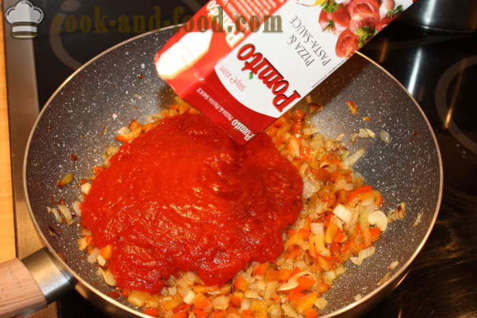 Talijanski ziti jelo - kao tijesto pecite u pećnici sa sirom, rajčicom i šunkom, korak po korak recept fotografijama