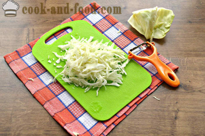 Salata od rotkva rotkvica i mrkve, jabuke i kupus - kako pripremiti salatu od rotkva rotkvica i maslaca, uz korak po korak recept fotografijama