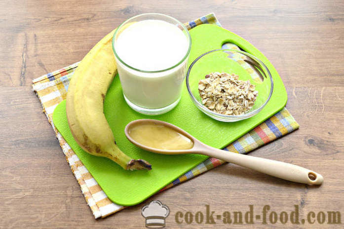 Banana frape s zobenih pahuljica - Kako napraviti banana smoothie sa mlijekom i zobene u blender, korak po korak recept fotografijama