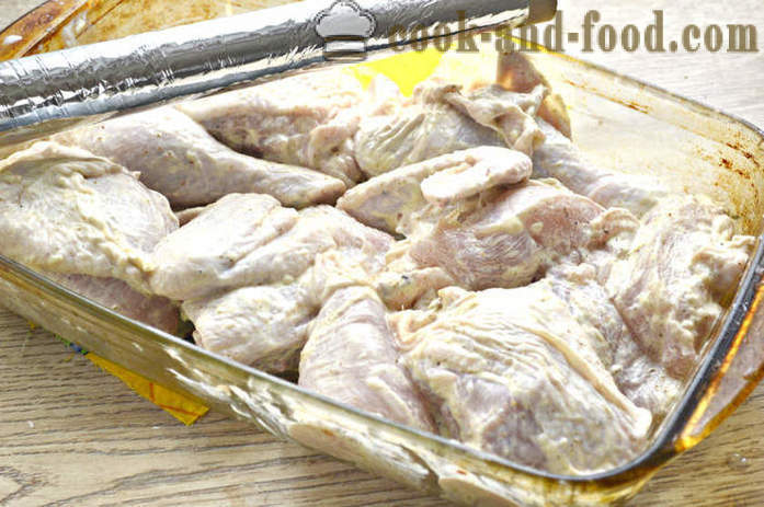 Piletina komada u pećnici - kao pečena piletina u majonezi, korak po korak recept fotografijama