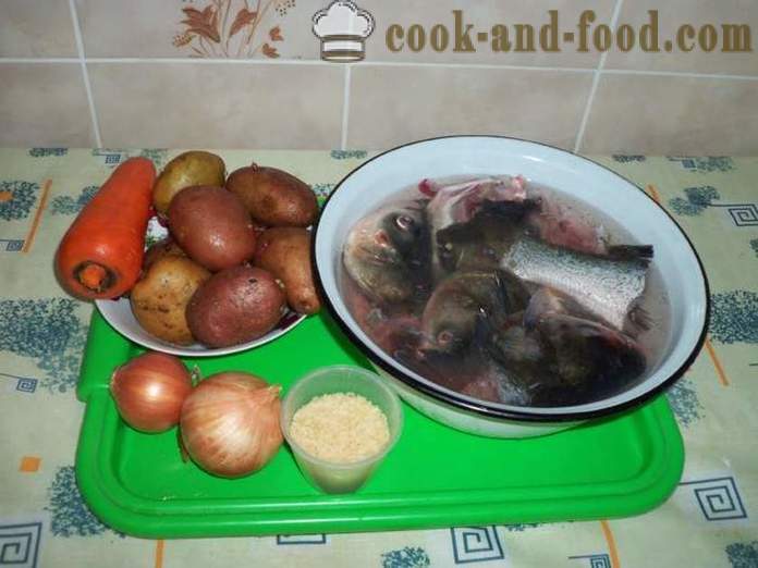 Ukusna juha od šarana - Kako kuhati juhu od šarana, s korak po korak recept fotografijama