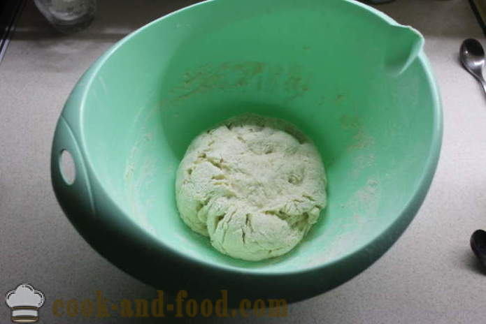 Pečena kvasca kruh s maslinama i paprike - kako ispeći talijanski kruh u pećnici, s korak po korak recept fotografijama
