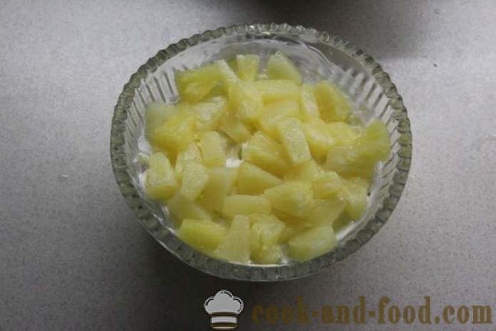 Slojevita salata s gljivama, dojke i ananasa - Kako napraviti ananasa salata s piletinom, korak po korak recept fotografijama