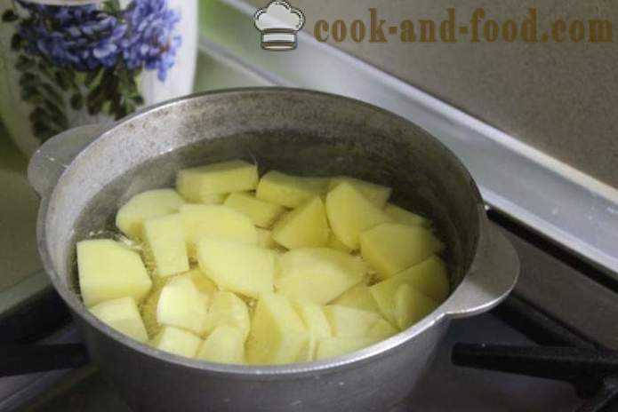 Loptice od krumpira sa sirom i začinskim biljem u ulju - Kako napraviti krumpir kuglice sa sirom, korak po korak recept fotografijama