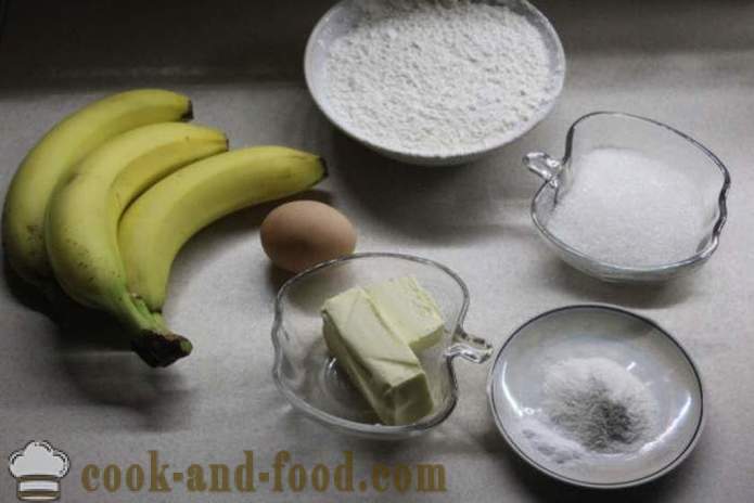 Ukusna banana torta s orasima - Kako kuhati muffine s bananom u pećnici, s korak po korak recept fotografijama