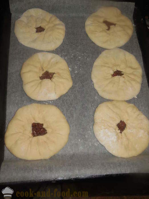 Tatarski jelo Cainari - kako napraviti tortilje s mesom u pećnici, s korak po korak recept fotografijama