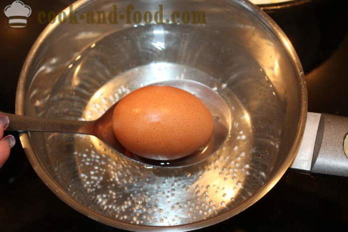 Jaje u krivolovu u vodi - kako kuhati jaje kod kuće, korak po korak recept fotografijama