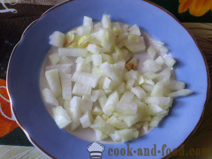 Patlidžan salata s lukom i majonezom - kao pržiti patlidžan sa majonezom, korak po korak recept fotografijama