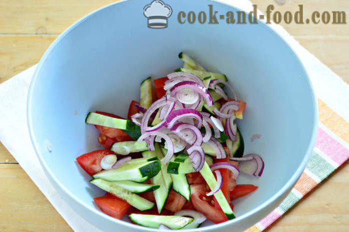 Ukusna salata s kineskim kupusom i povrća - kako napraviti salatu od kineskog kupusa, rajčice i krastavaca, s korak po korak recept fotografijama