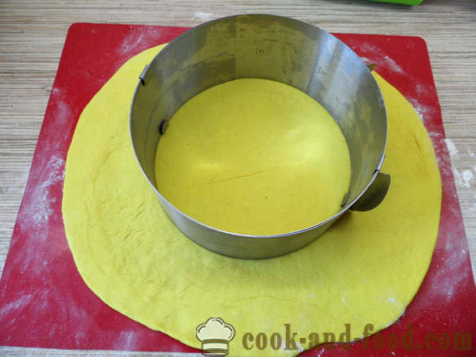 Meso snack-torta Suncokret - kako napraviti kvasac kolač, suncokret, korak po korak recept fotografijama