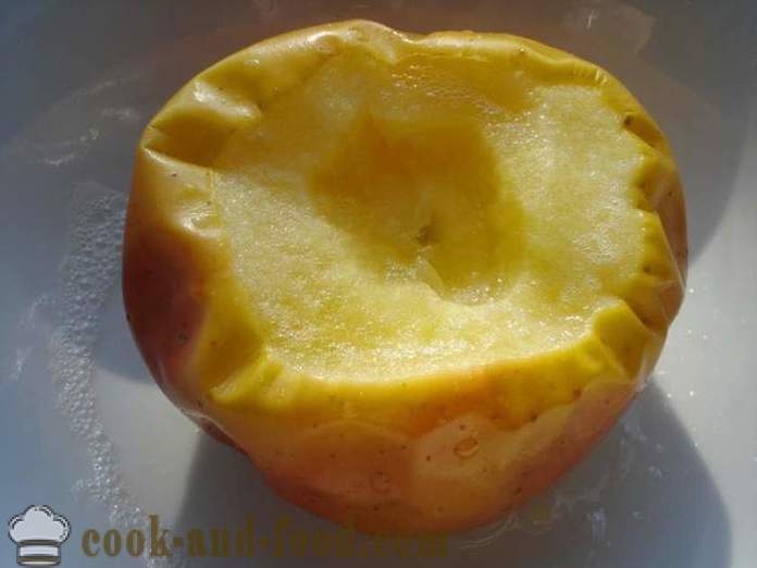 Pečene jabuke u mikrovalnu - kako kuhati jabuke u mikrovalnoj pećnici, korak po korak recept fotografijama