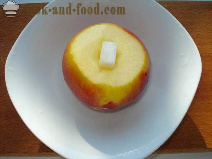 Pečene jabuke u mikrovalnu - kako kuhati jabuke u mikrovalnoj pećnici, korak po korak recept fotografijama