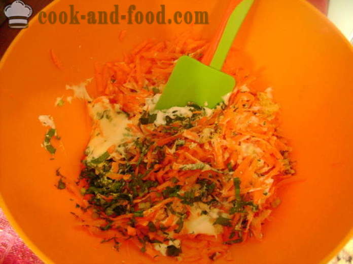 Majoneza ukusna salata s medvjeđi luk, mrkva, češnjak i orasima - Kako kuhati mrkvu salatu s divljim češnjakom, s korak po korak recept fotografijama