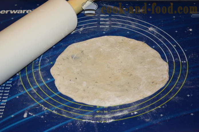 Domaće pita kruh u tavi - kako ispeći pogačicu bez kvasca, korak po korak recept fotografijama
