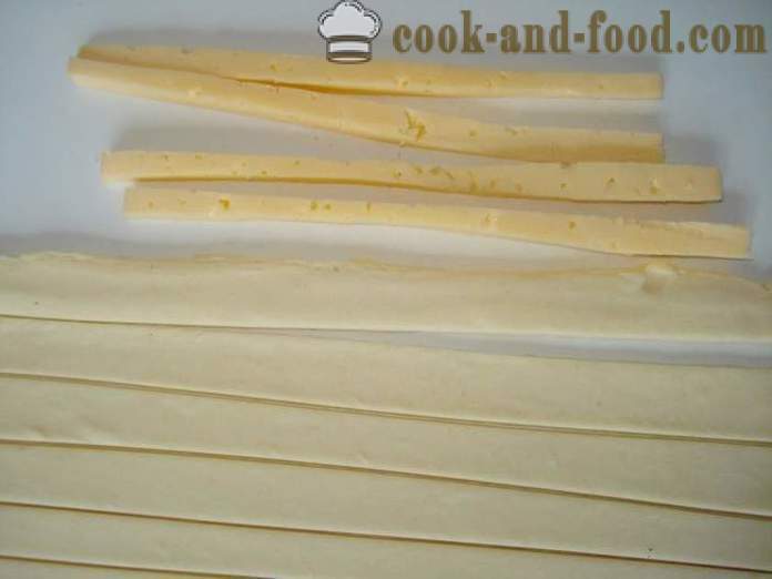 Domaći sir u lisnatom tijestu štapići za pivo - kako kuhati sira palicama kod kuće, korak po korak recept fotografijama