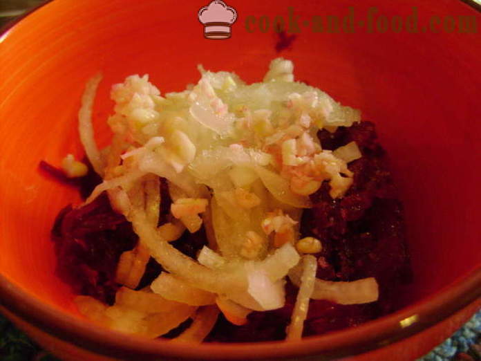 Cikla salata, bez majoneze, češnjak i luk - kako pripremiti salatu od cikle, korak po korak recept fotografijama
