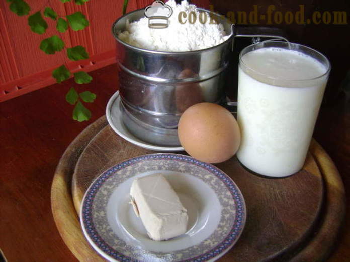 Dizanog tijesta za pržene pite s mlijekom - kako se pripremiti dizano tijesto za pite, pržene, s korak po korak recept fotografijama
