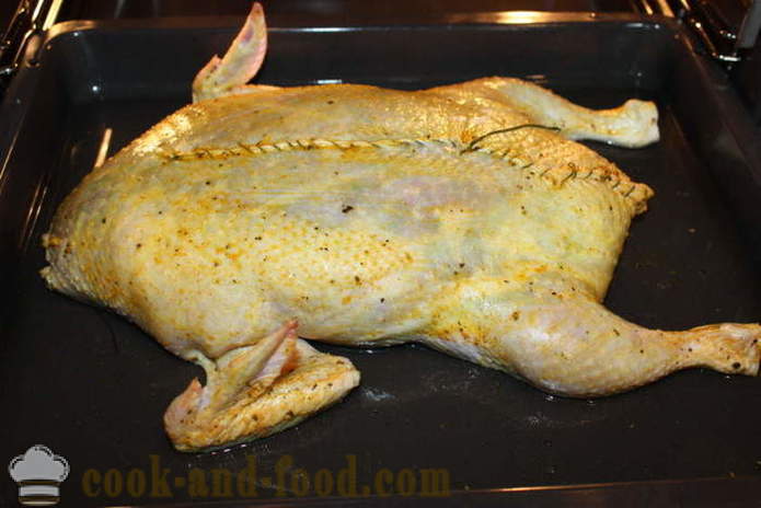 Piletina punjena palačinke u pećnici - kako kuhati piletinu punjene palačinke bez kostiju, korak po korak recept fotografijama