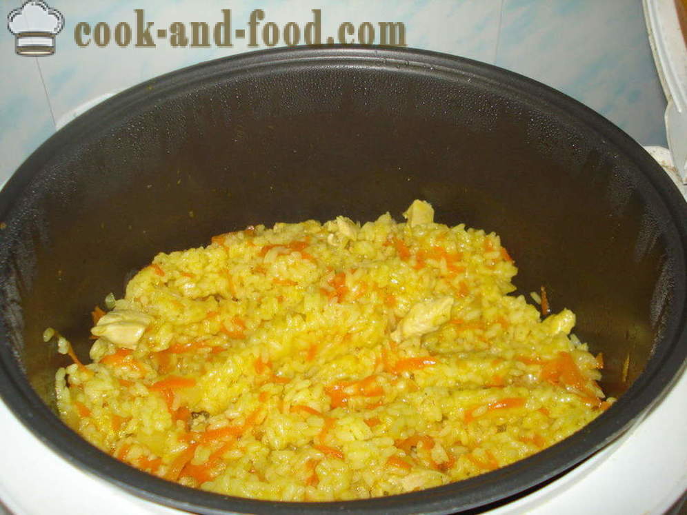 Pilav sa piletinom u multivarka - kako kuhati rižoto s piletinom u multivarka, korak po korak recept fotografijama