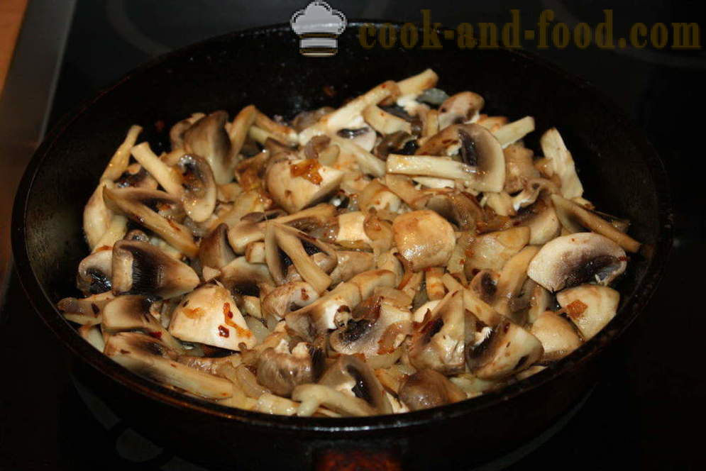 Pečeni krumpir s gljivama u umaku od vrhnja - Kako kuhati krumpir s gljivama u pećnici, s korak po korak recept fotografijama