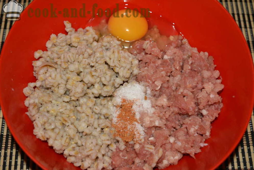 Mesne okruglice od mljevenog mesa s ječmom u pećnici - Kako kuhati mesne okruglice s umakom, korak po korak recept fotografijama