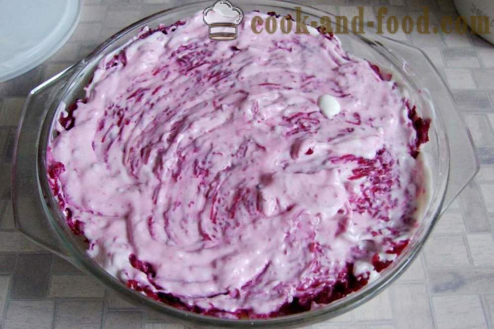 Izvorni salata „Herring pod kaput” bez jaja - kako pripremiti salatu haringe pod kaput s češnjakom, korak po korak recept fotografijama