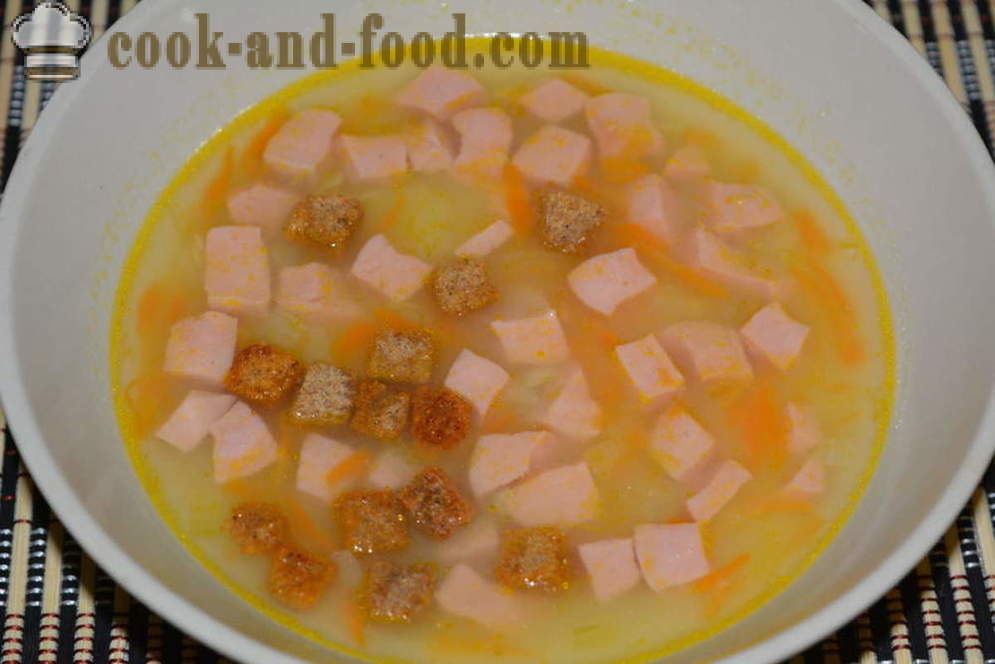 Krumpir juha sa croutons i salame - Kako napraviti juhu od krumpira, korak po korak recept fotografijama