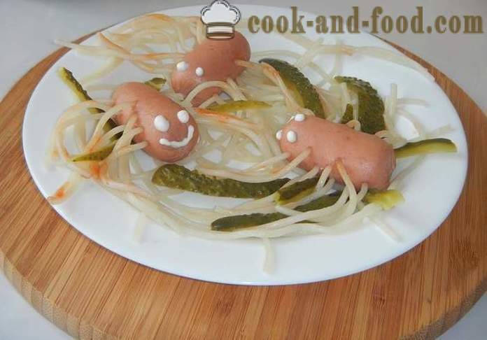 Hobotnica kobasica i špageti - kako kuhati špagete s kobasicama za djecu, korak po korak recept fotografijama