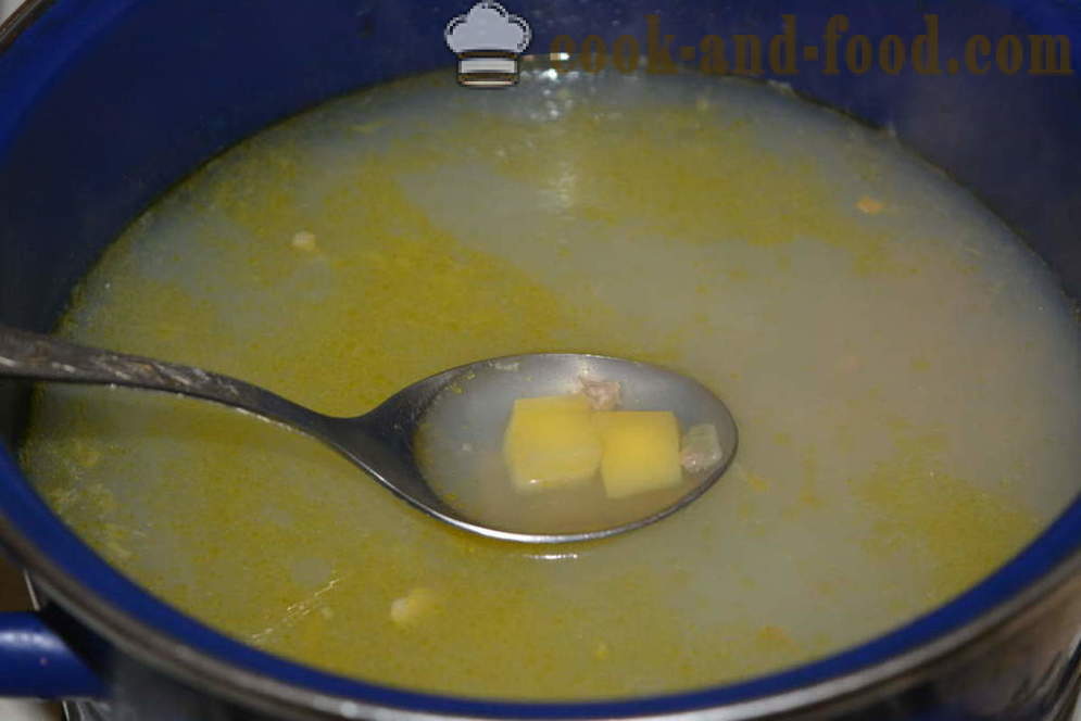 Meso juha s mesom i valjušci od brašna i jaja - Kako kuhati juhu sa mljevenim mesom s mlincima, korak po korak recept fotografijama