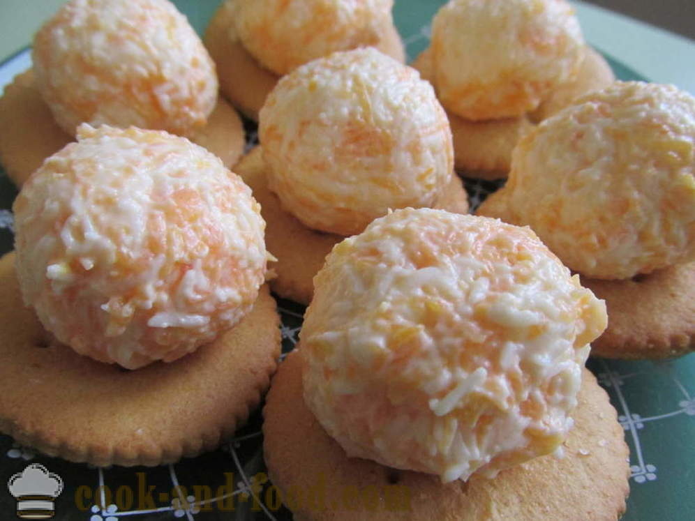 Izvorni snack na krekere: krem ​​sir, češnjak, majoneza i mrkve - kako napraviti sir predjelo, korak po korak recept fotografijama