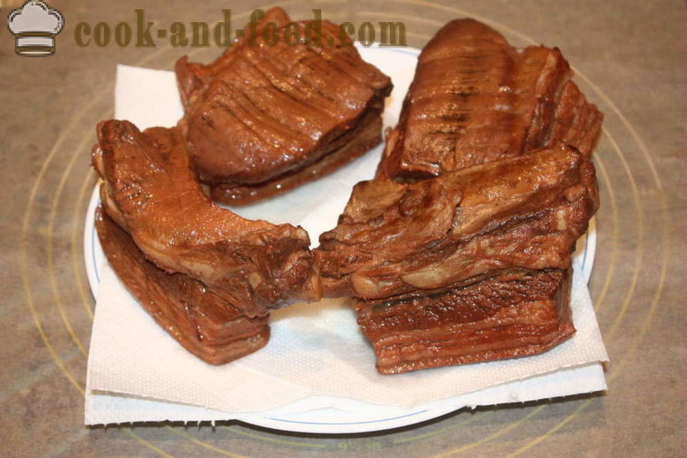 Bacon u luk kože - kako kuhati slaninu u luk kože, korak po korak recept fotografijama