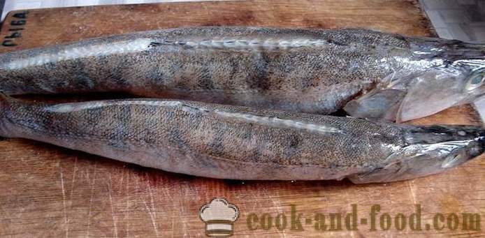 Unutarnji riba pita s smuđ - kako kuhati pitu s ribom u pećnici, s korak po korak recept fotografijama