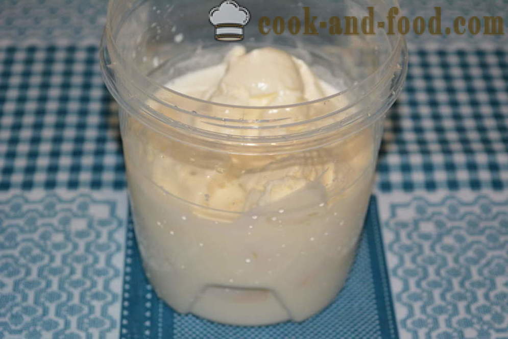 Mlijeko Koktel sa sladoledom i banana u blenderu - kako napraviti milkshake kod kuće, korak po korak recept fotografijama