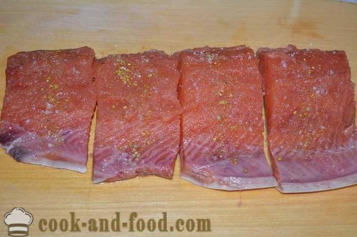 Pink losos s povrćem pečena u pećnici - Kako kuhati sočan ružičasta lososa u pećnici, s korak po korak recept fotografijama