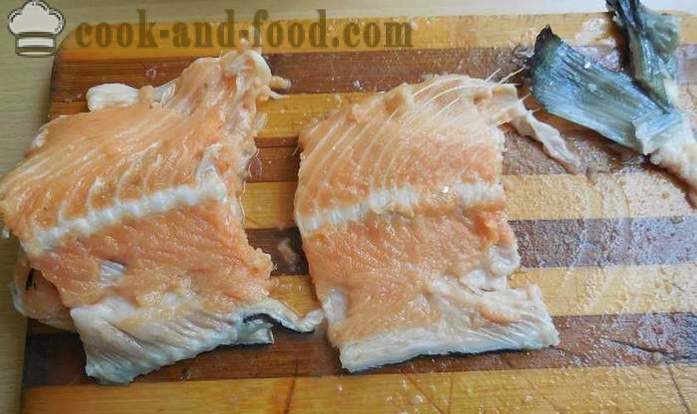 Kako kiseliti grebena crvene ribe s tekućim dimom - ukusni recept grebeni slani losos, s fotografijama