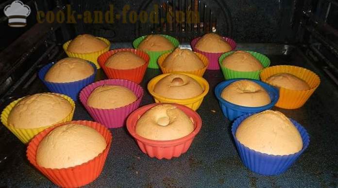 Domaći recept za jednostavan kolač u silikonskim kalupima - kako napraviti ukusni cupcakes jednostavan, korak po korak recept za tortu sa fotografijom