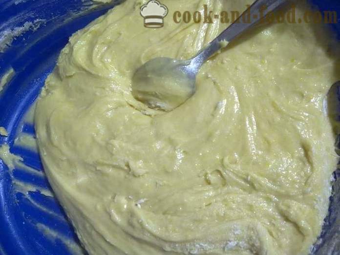 Jednostavan i ukusan kolač sa skuta - kako kuhati tortu sa kajmakom - korak po korak recept fotografijama