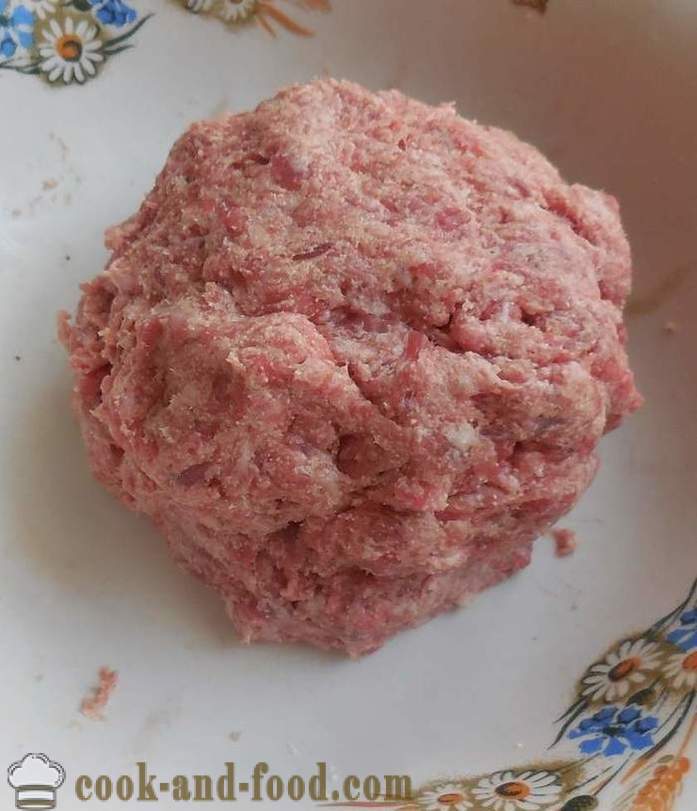 Juha s meatballs od mljevenog mesa i griza - Kako kuhati juhu i mesne okruglice - korak po korak recept fotografijama