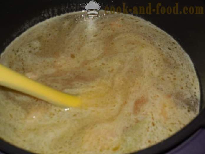 Juha od graška u multivarka, s mesnim i dimljenim kobasicama - kako kuhati juha od graška - korak po korak recept fotografijama