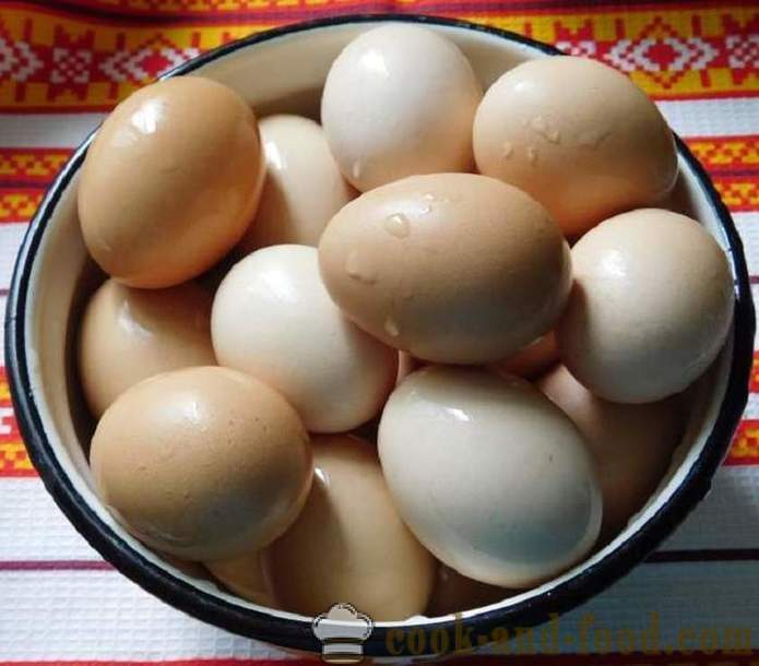 Kako obojati jaja luk kože s uzorkom ili ujednačeno - recept sa slikom - korak po ispravnom boje jaja luk kože
